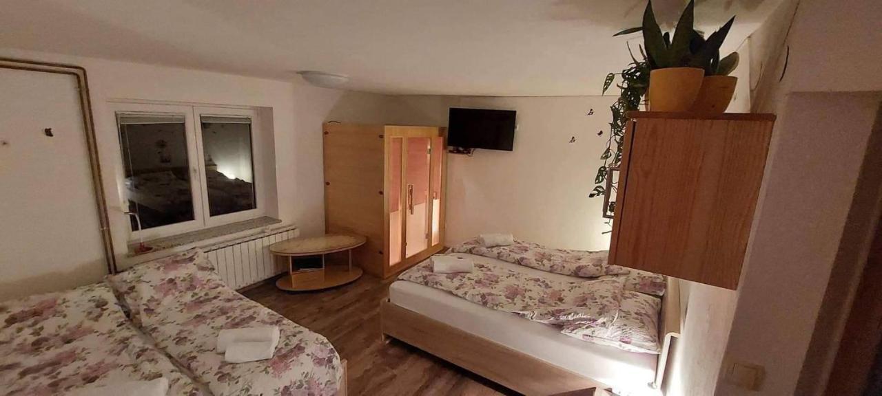Apartma Na Ravnicah Церкно Екстер'єр фото